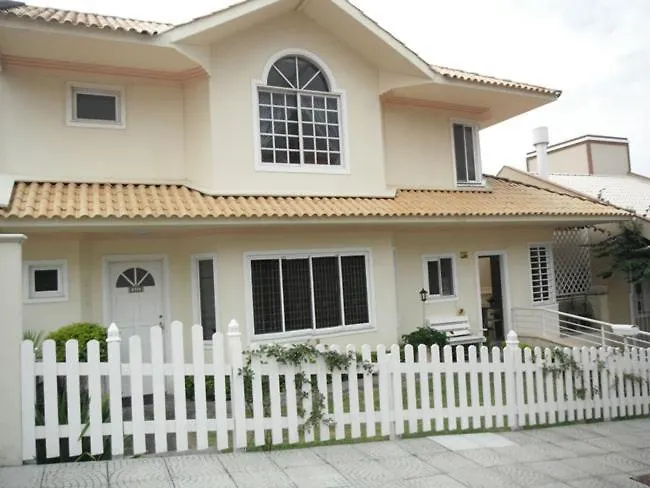 Habitación en casa particular Familyhome Florianópolis Brasil